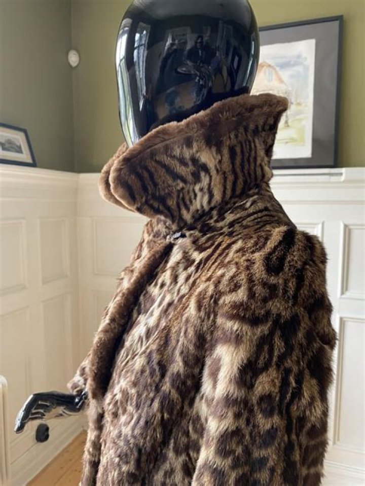 Is it illegal to sell fur