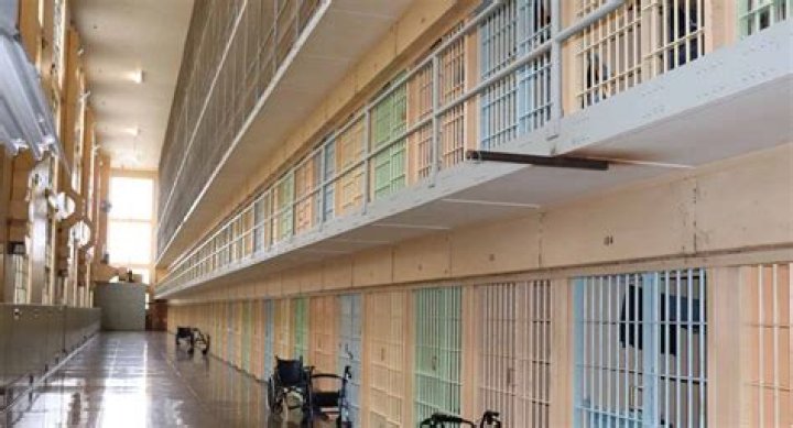 Is saltpeter used in prisons