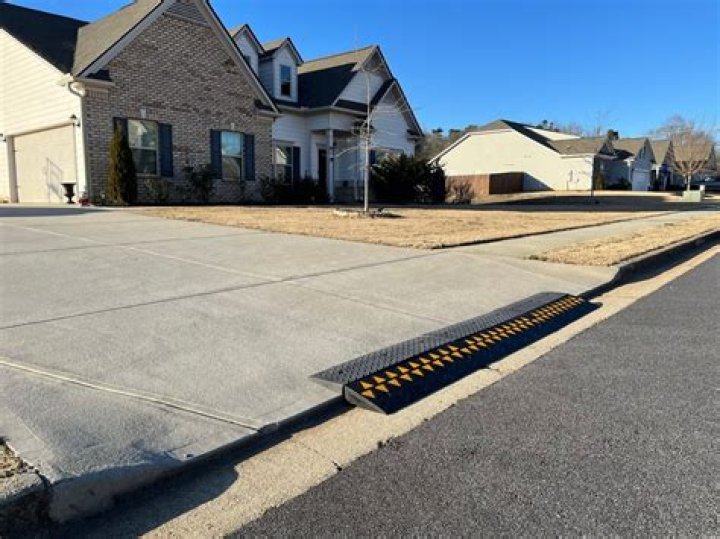 Is the city responsible for driveway apron