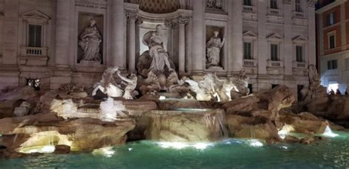 Is the Trevi Fountain always on