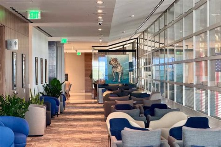 Is there an Amex lounge in Austin airport