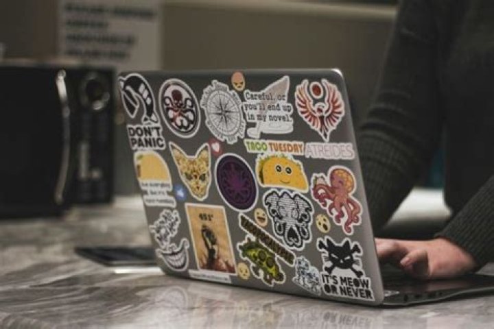 Should I put stickers on my suitcase