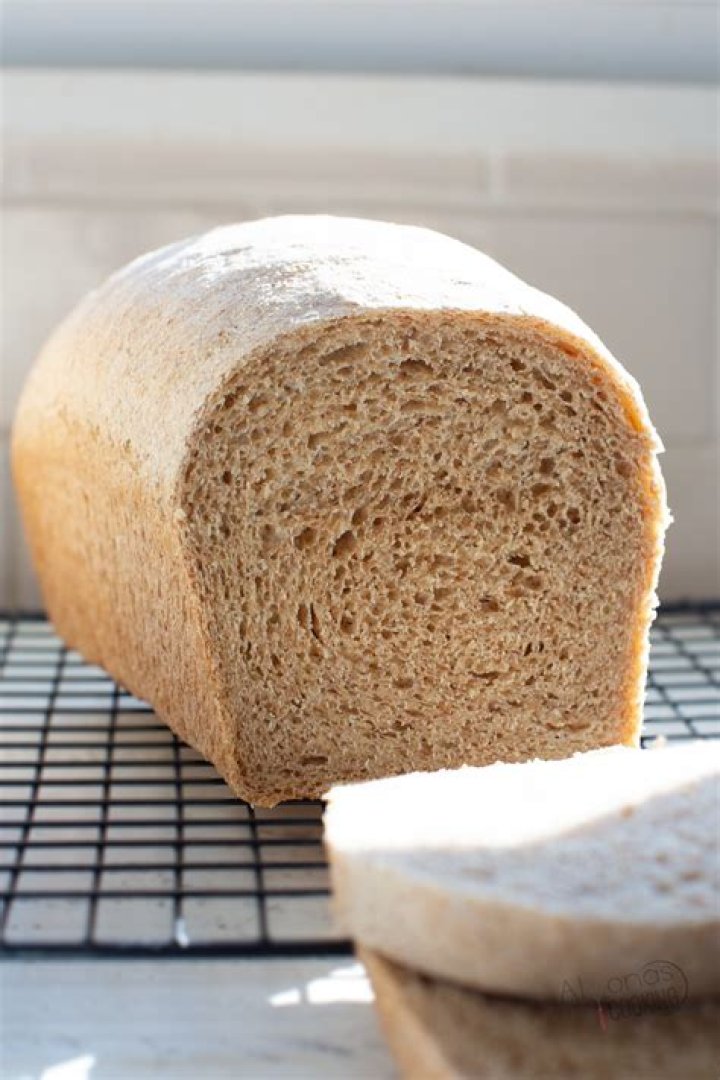 Should you keep whole wheat flour in the refrigerator
