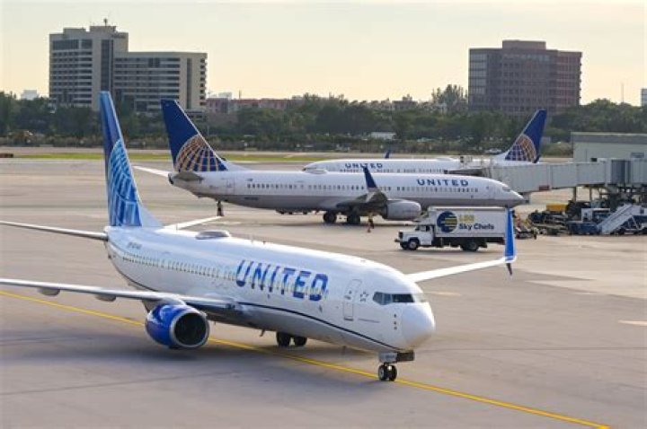 What airlines fly to Trinidad from NY