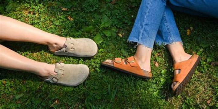 What are Birkenstock relax
