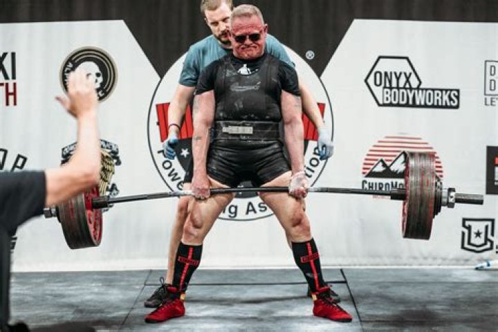 What barbell is used for powerlifting