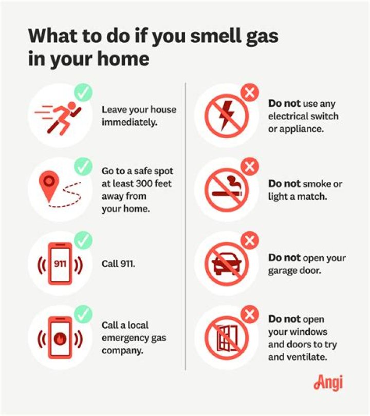 What can cause a urine smell in house