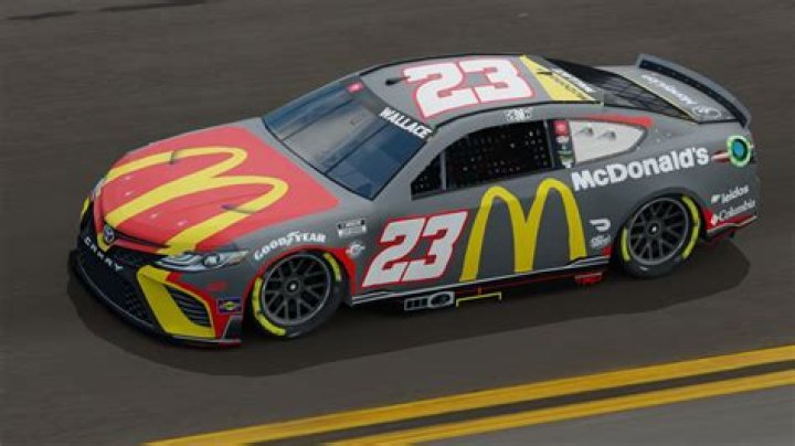 What car does Bubba Wallace
