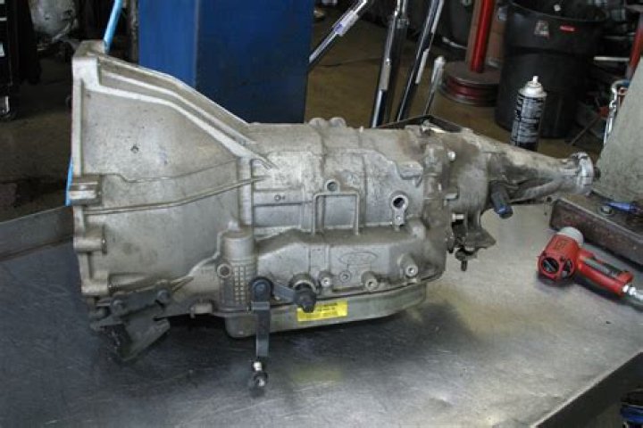 What cars have a 4r70w transmission