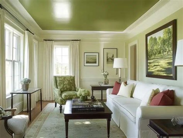 What color should bathroom ceiling be