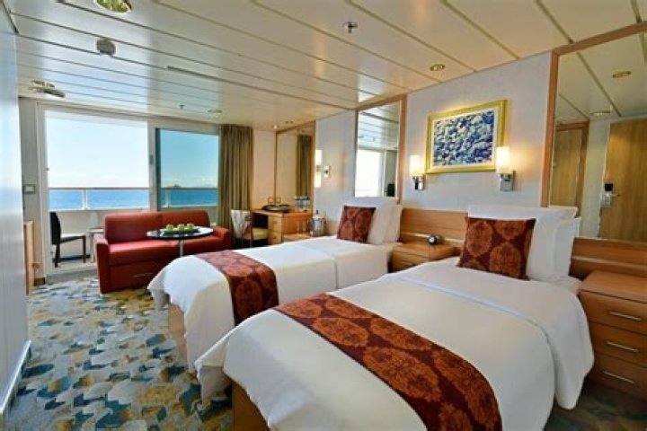What do cruise ship rooms look like