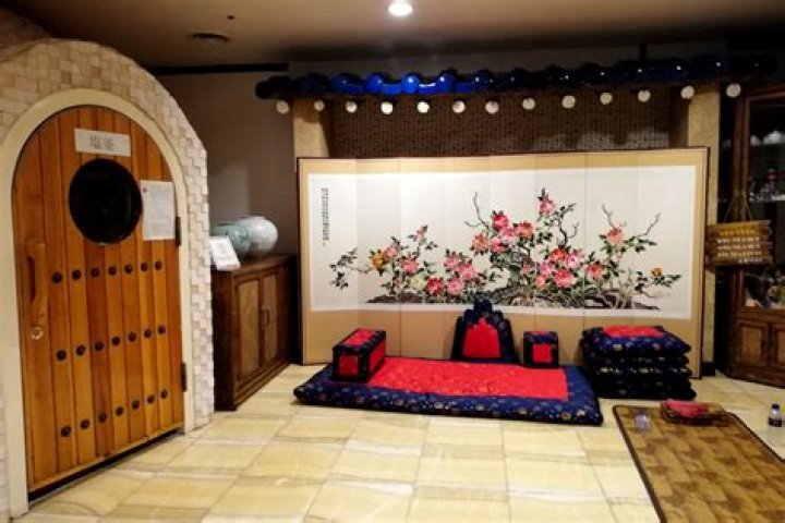What do you do at a Korean spa