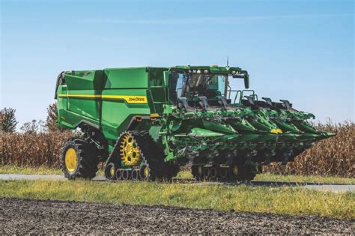 What does a John Deere 650 weigh