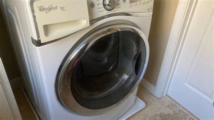 What does e01 and f09 mean on a Whirlpool washer