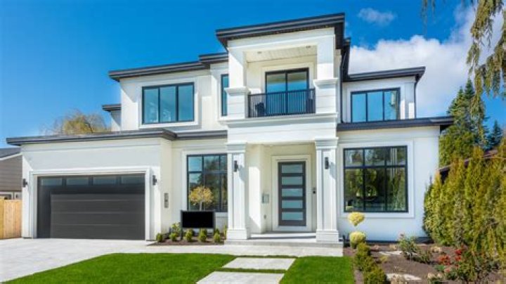 What does open house style mean