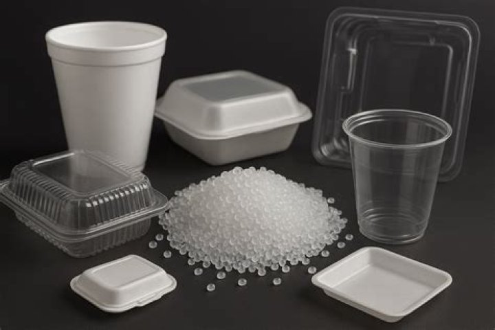What glue can be used on polystyrene
