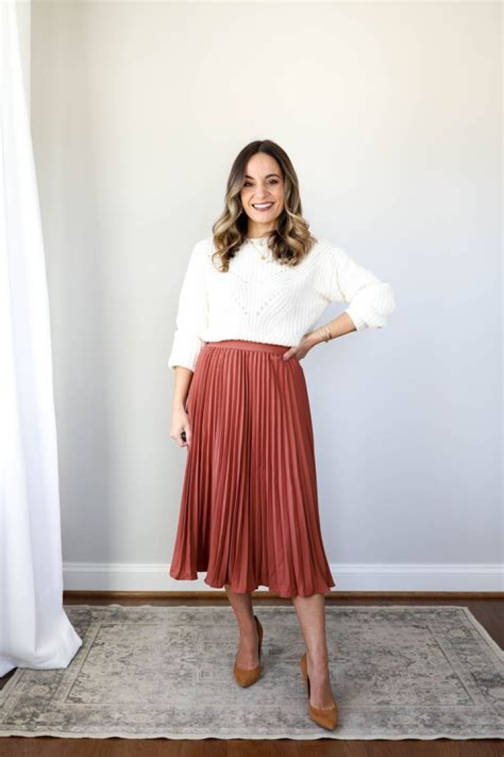 What is a pleated skirt