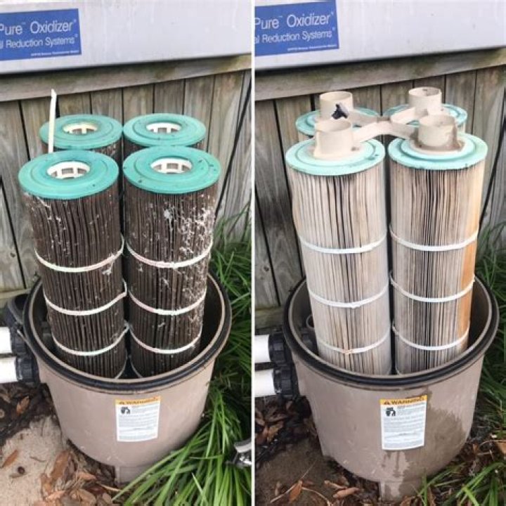 What is an earth pool filter