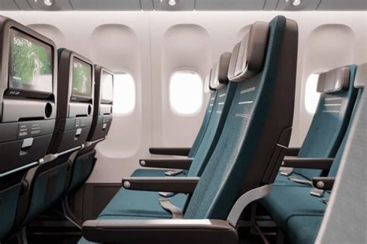 What is Cathay Pacific premium economy class like