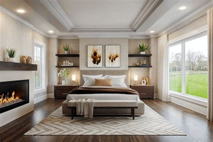 What is considered a large master bedroom