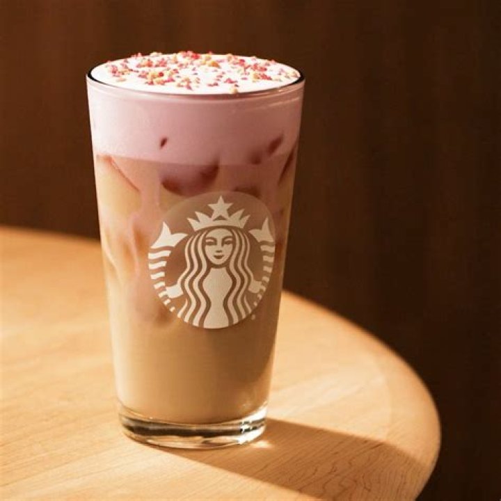 What is in the Starbucks cherry mocha