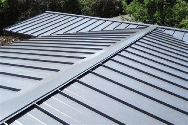 What is the average cost of a standing seam metal roof
