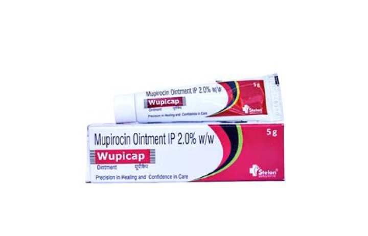 What is the difference between mupirocin ointment and cream