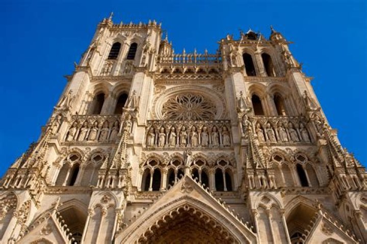 What is the largest Gothic cathedral in France