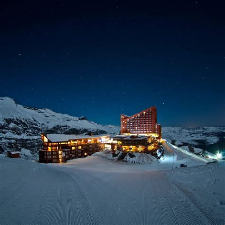What is the largest ski resort in California
