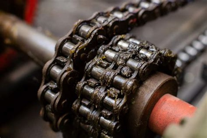 What is the purpose of a chain drive