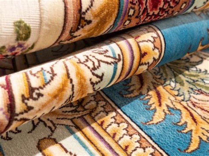 What is wool rug