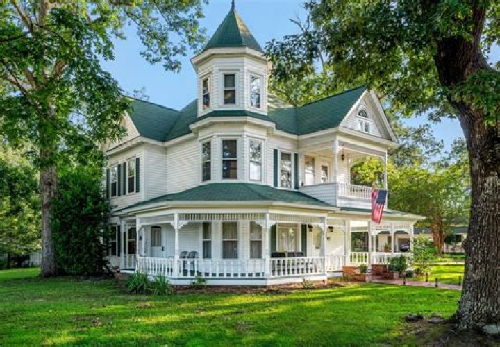 What makes a house a Victorian
