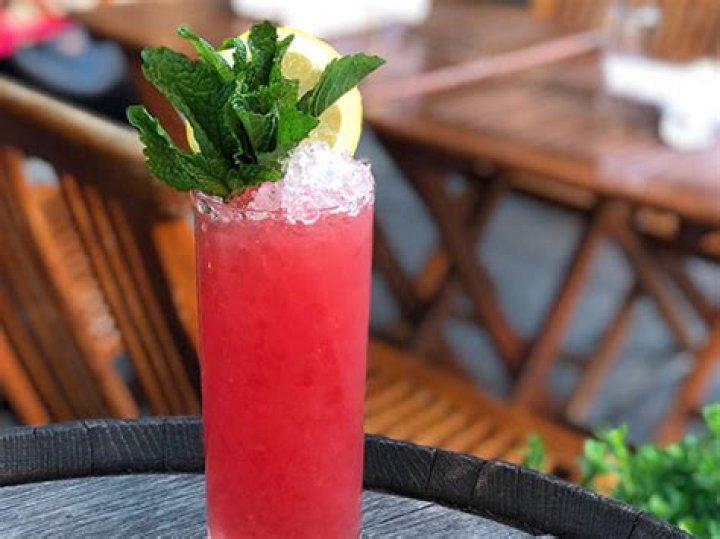 What mixer goes with pastis