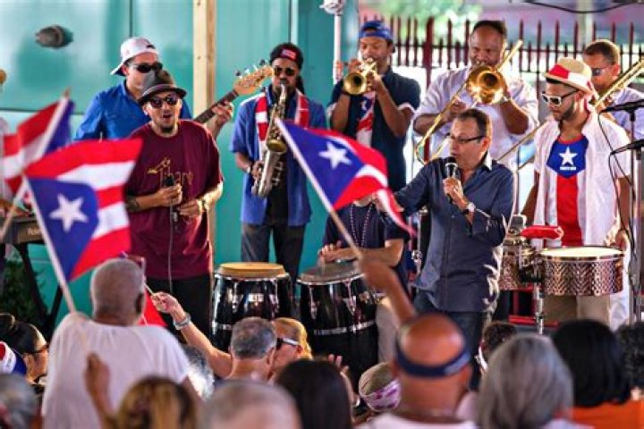 What music is popular in Hawaii