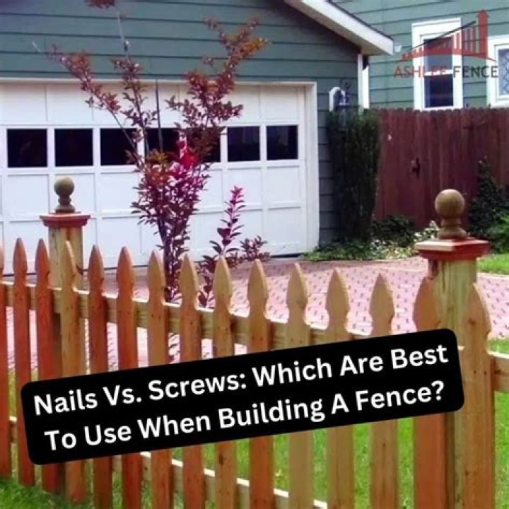 What nails do I use for fence panels