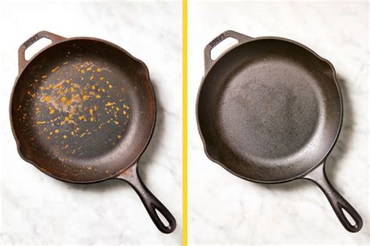 What should you not put on a cast iron skillet