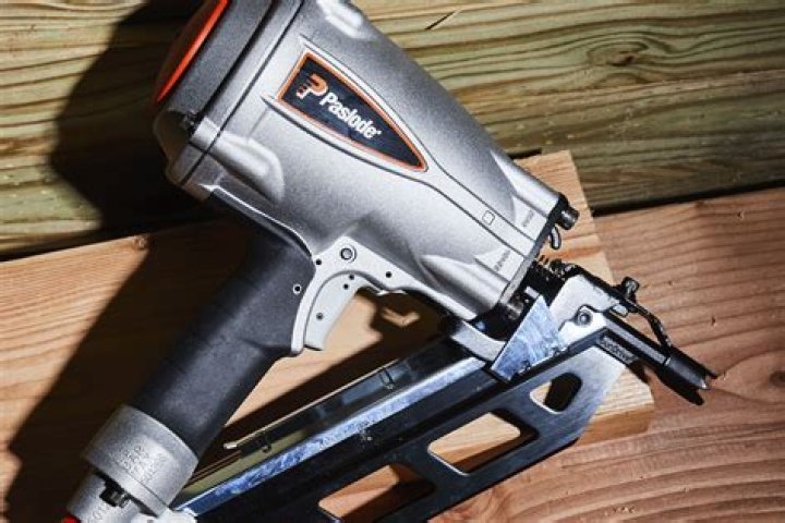 What size air compressor is needed for a framing nailer