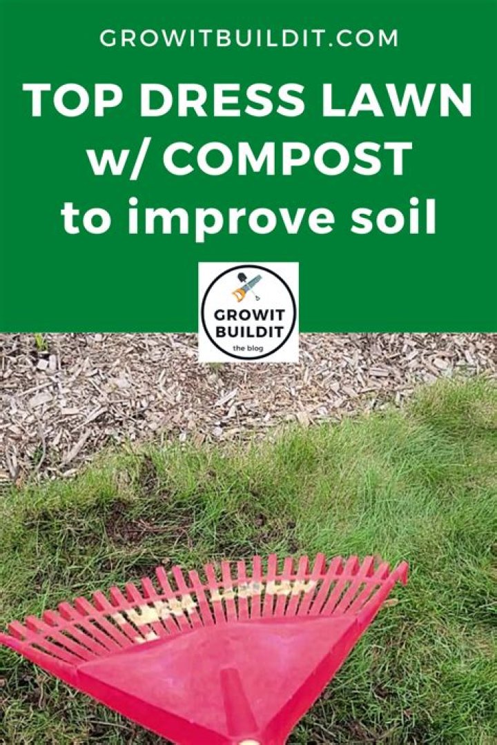 What time of year should I top dress my lawn