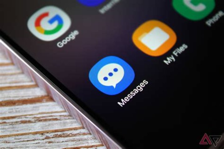 What types of messages are supported by JMS