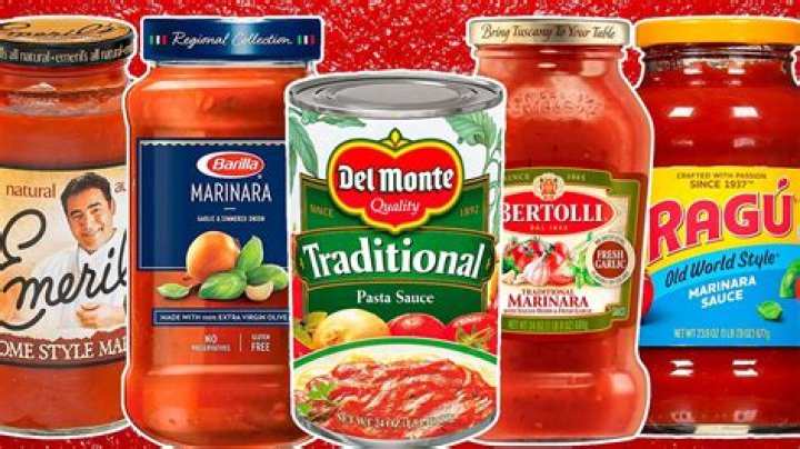 What vitamins are in tomato sauce