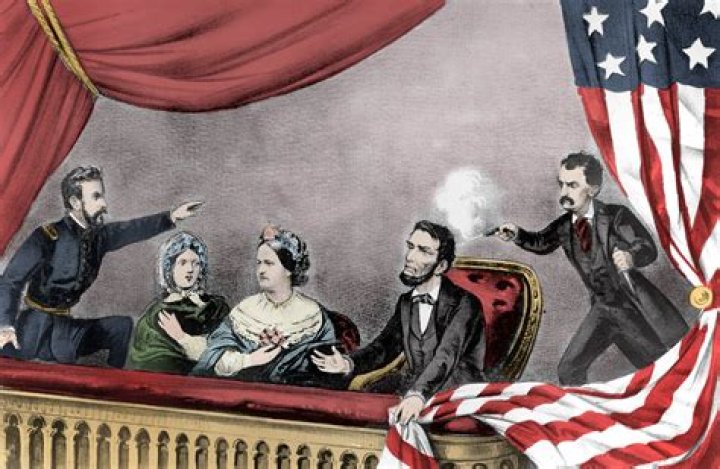What was Lincolns paramount object in his struggle