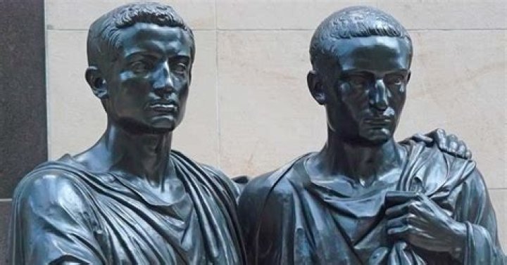 What were the reforms of the Gracchi brothers