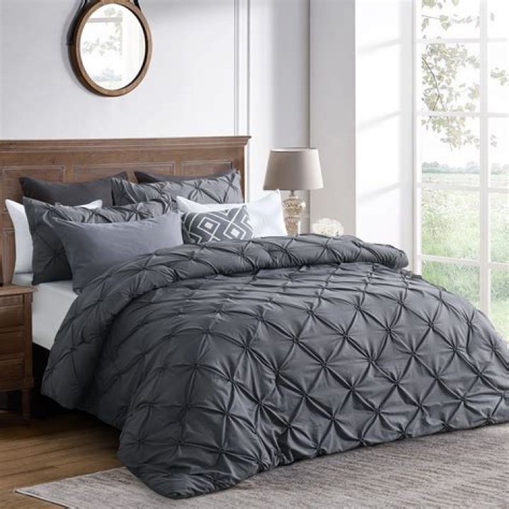Whats better quilt or comforter