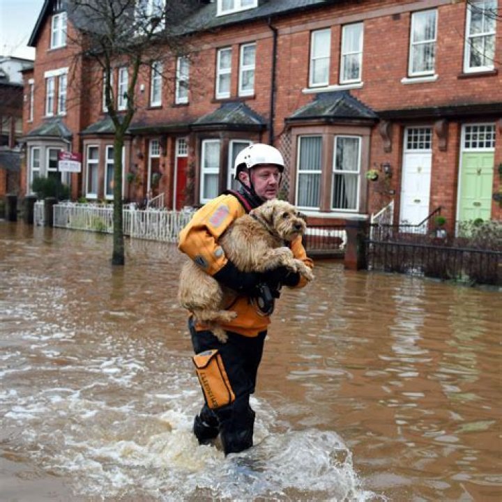 When did Carlisle flood