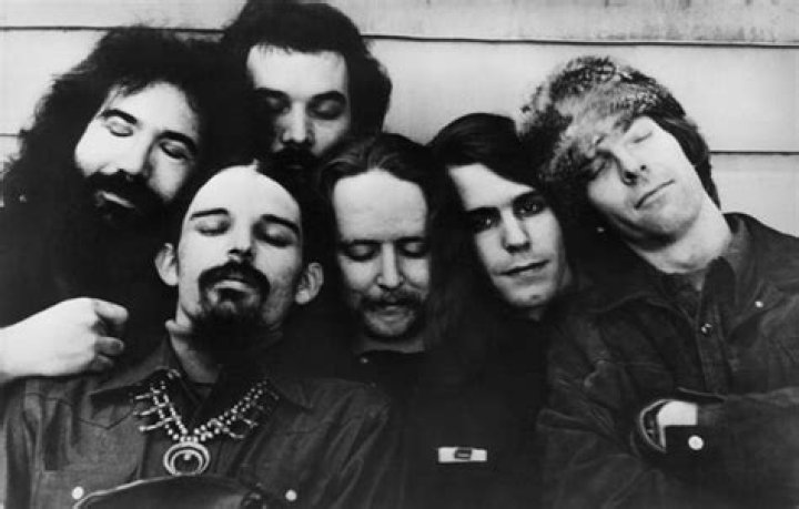 When did the Grateful Dead disband