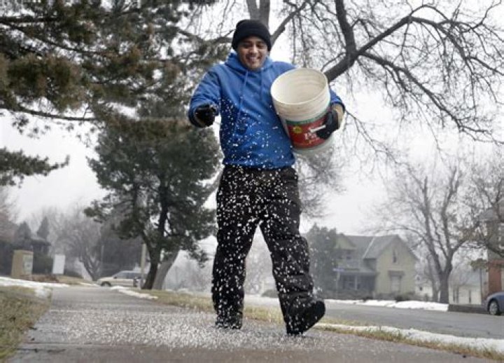 When should you put salt on your driveway