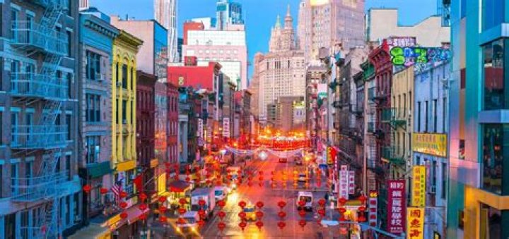 Where is Chinatown NYC entrance
