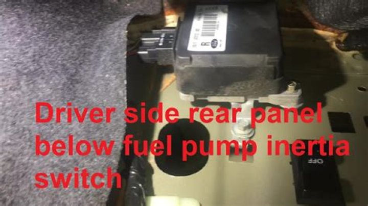 Where is the fuel pump located on a 2007 Chrysler Aspen