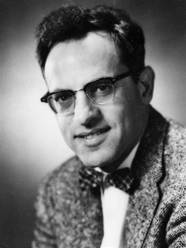 Who discovered the neutrino