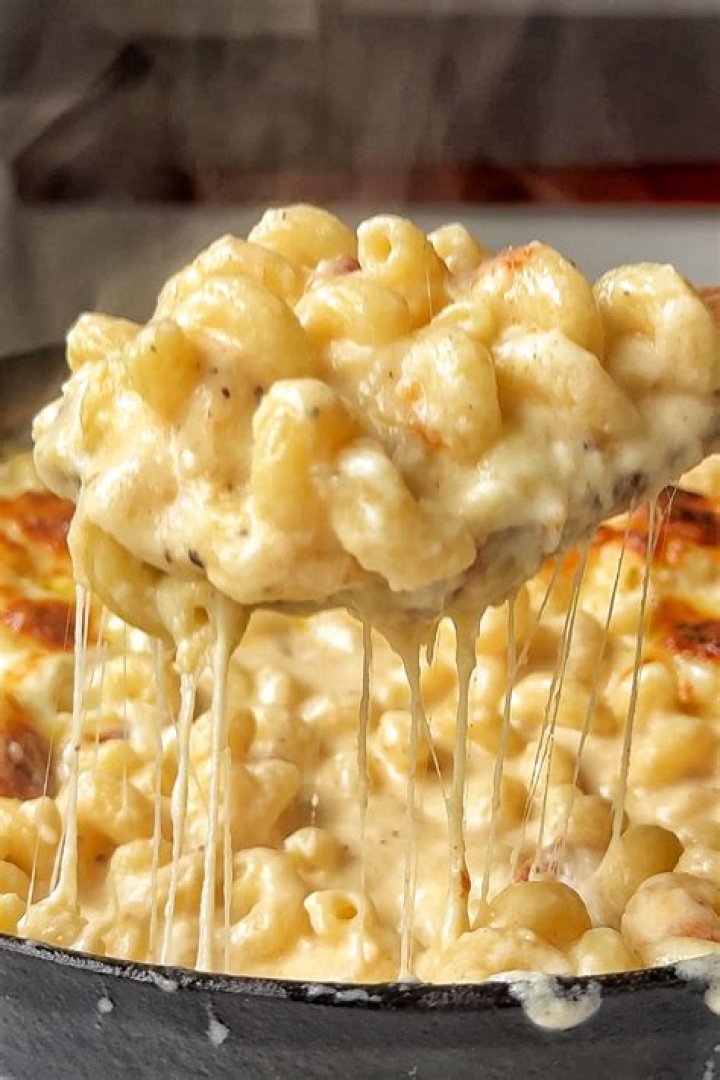 Who introduced macaroni and cheese to America